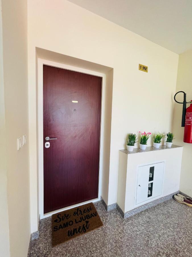 Apartman M&M Doboj Eksteriør billede